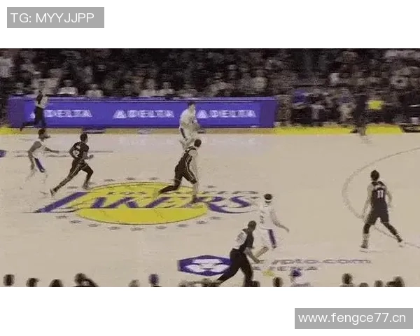 雷迪克谈太阳队合练情况强调球队凝聚力与现实挑战